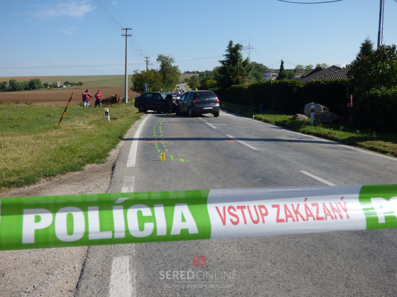 Prave Teraz Tragicka Dopravna Nehoda Vo Vinohradoch Nad Vahom Aktualizovane Sered Online Nezavisle Internetove Noviny