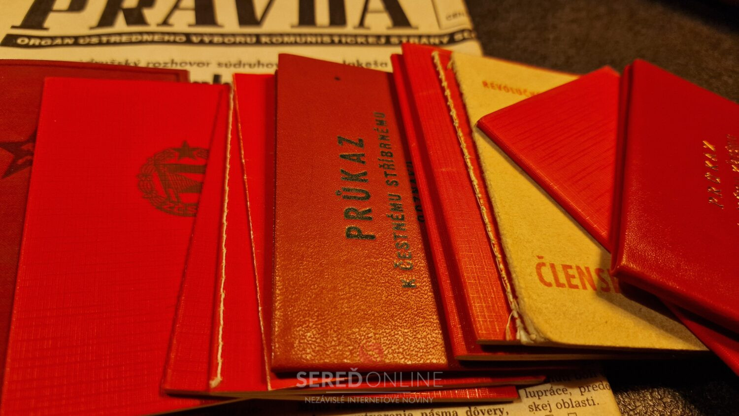 Preukazy a členské legitimácie z bývalého Československa