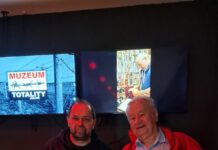 Milan Ščepka Múzeu totality daroval Gorbačova